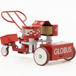 Globus Eurogoal 1500 : machine à lancer des ballons de football pour l'entraînement au plus haut niveau